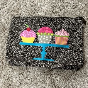 Thirty one Large Zipper Pouch